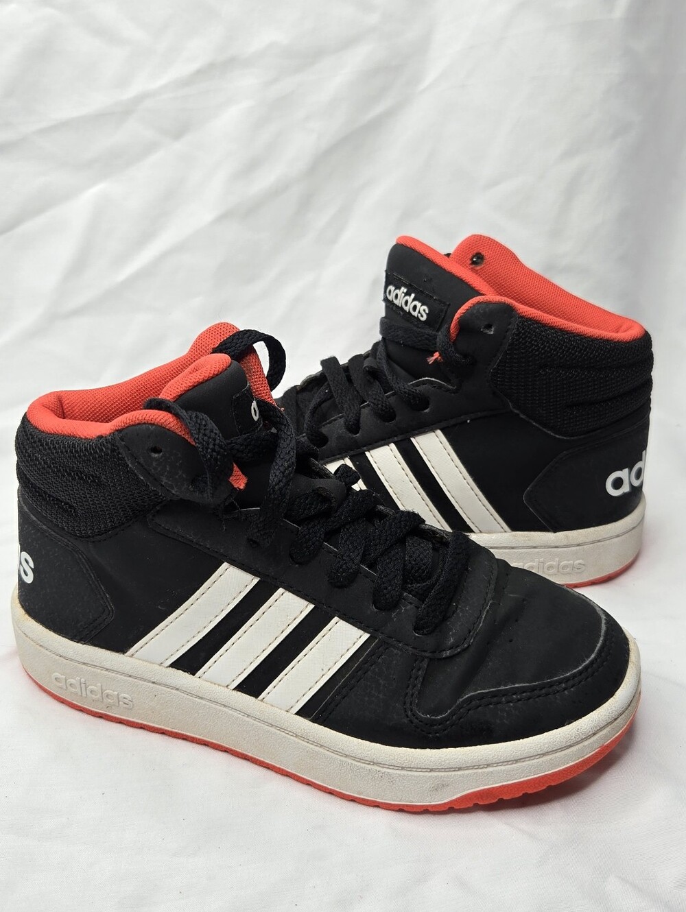 Adidas Hoops 2.0 Mid Kids Size 1 Black White Red High Top Basketball Sneakers